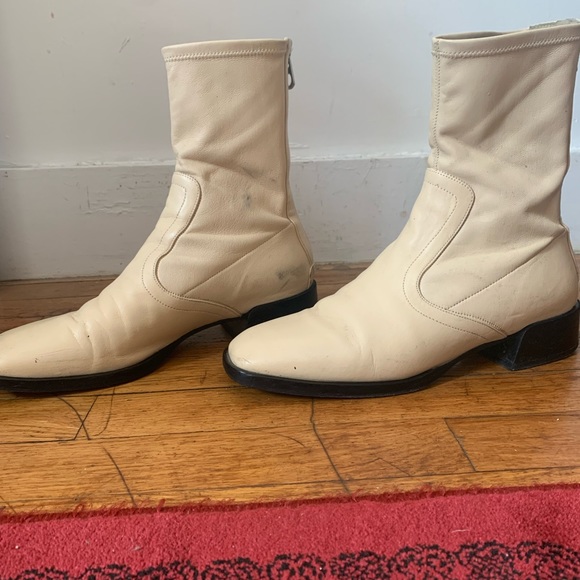 Beautiful Labucq Caro Nappa boots in cream! - Picture 3 of 10